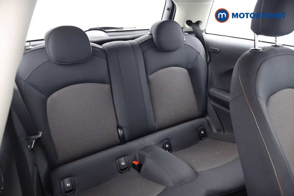 Mini Hatchback Cooper Classic Manual Petrol Hatchback - Stock Number (1630844) - 15th supplementary image