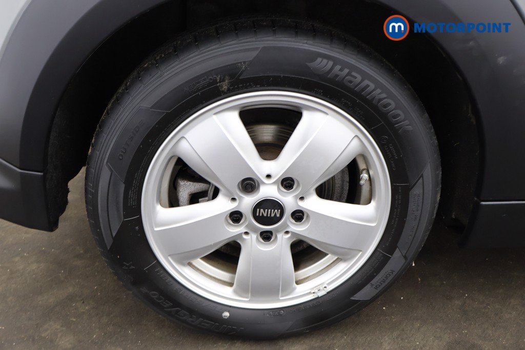 Mini Hatchback Cooper Classic Manual Petrol Hatchback - Stock Number (1630844) - 19th supplementary image