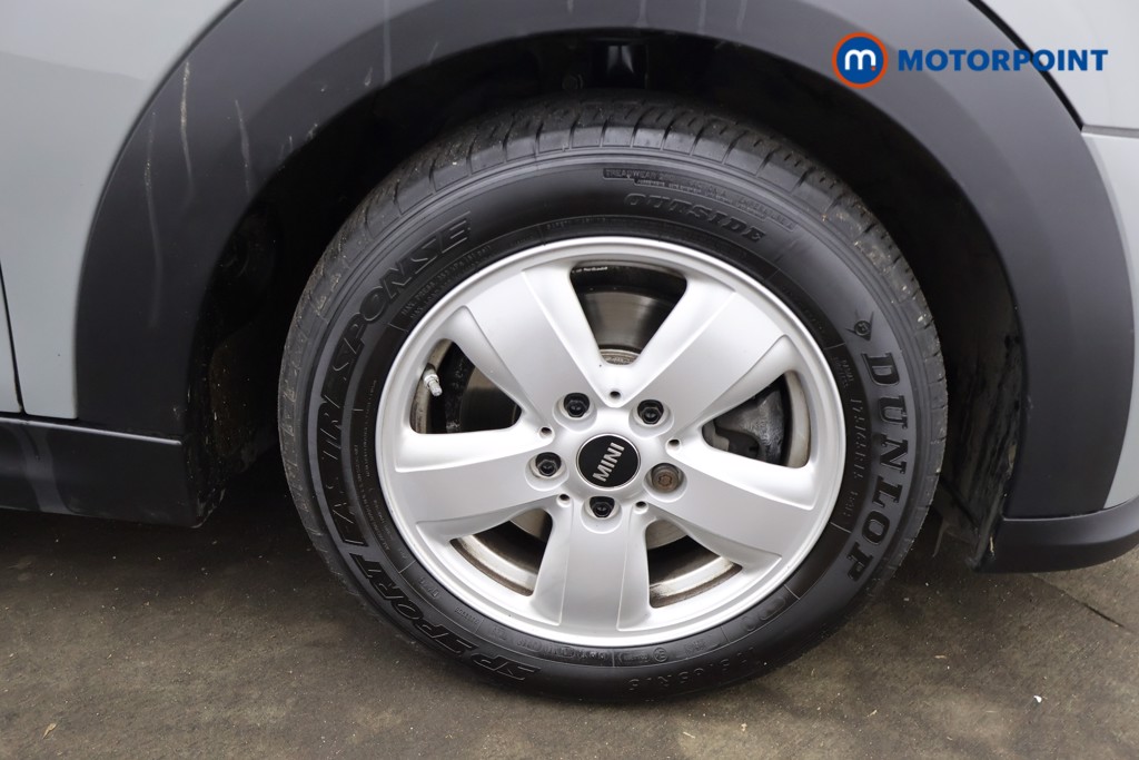 Mini Hatchback Cooper Classic Manual Petrol Hatchback - Stock Number (1630844) - 20th supplementary image