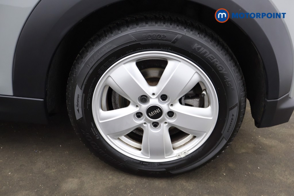 Mini Hatchback Cooper Classic Manual Petrol Hatchback - Stock Number (1630844) - 22nd supplementary image
