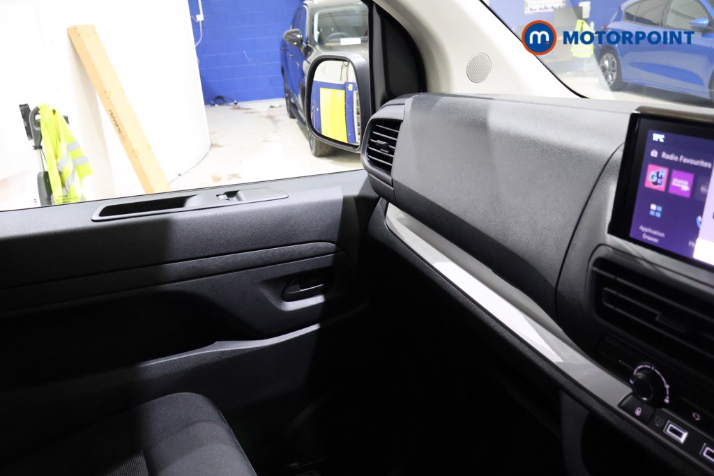 Citroen Dispatch Driver Manual Diesel Panel Van - Stock Number (1618475) - 10th supplementary image