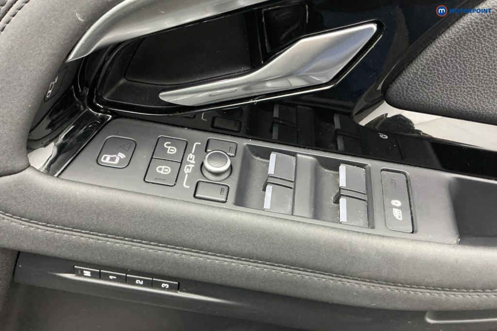 Land Rover Range Rover Evoque R-Dynamic Se Automatic Diesel SUV - Stock Number (1621256) - 25th supplementary image