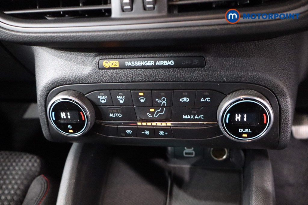 Ford Focus St-Line Manual Petrol Hatchback - Stock Number (1622280) - 21st supplementary image