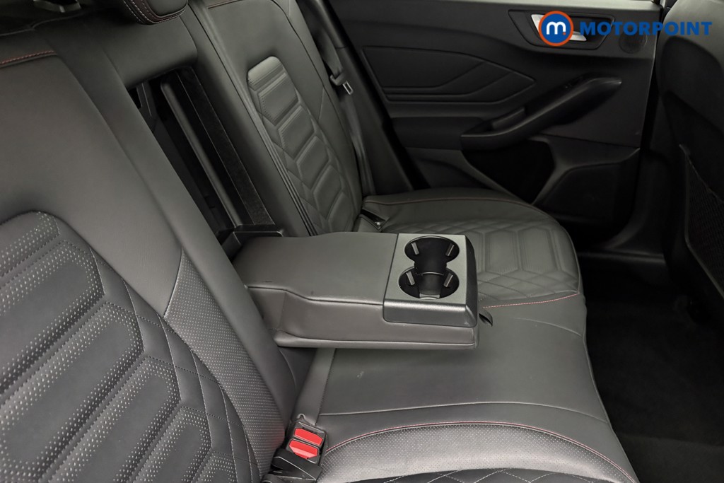 Ford Focus St-Line X Automatic Petrol Estate - Stock Number (1622837) - 15th supplementary image