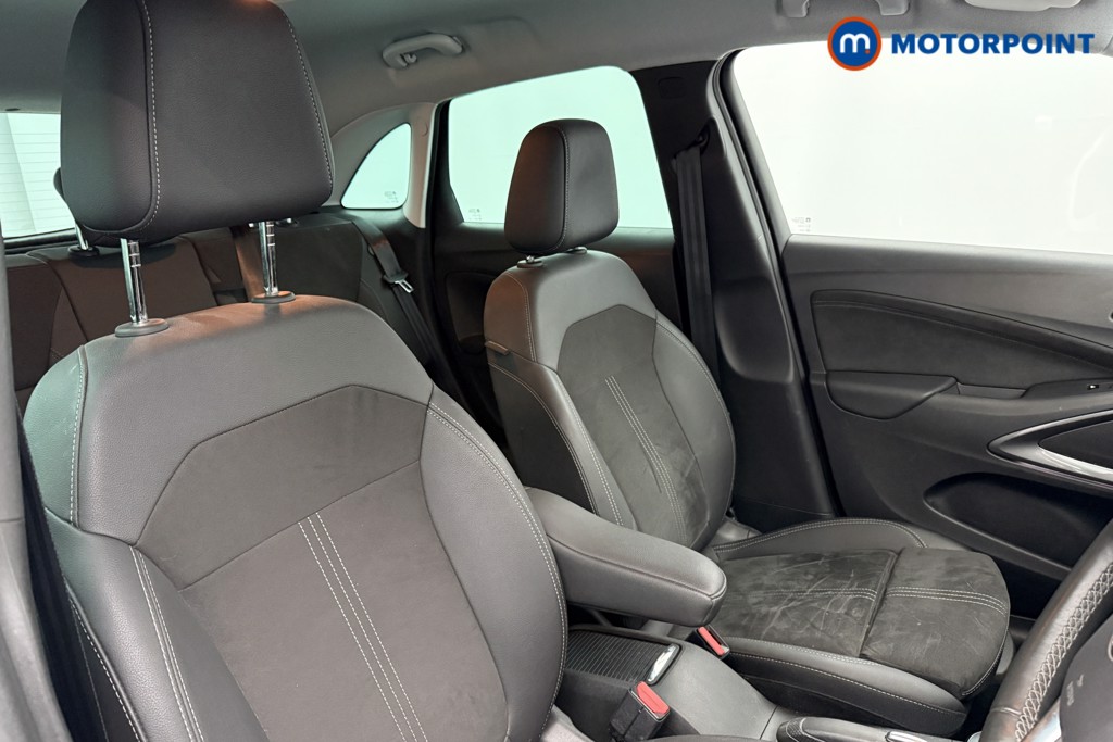 Vauxhall Crossland Ultimate Automatic Petrol SUV - Stock Number (1623357) - 9th supplementary image