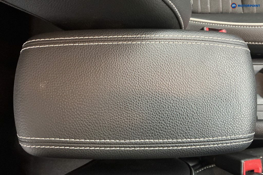 KIA Stonic Gt-Line Manual Petrol SUV - Stock Number (1623888) - 13th supplementary image