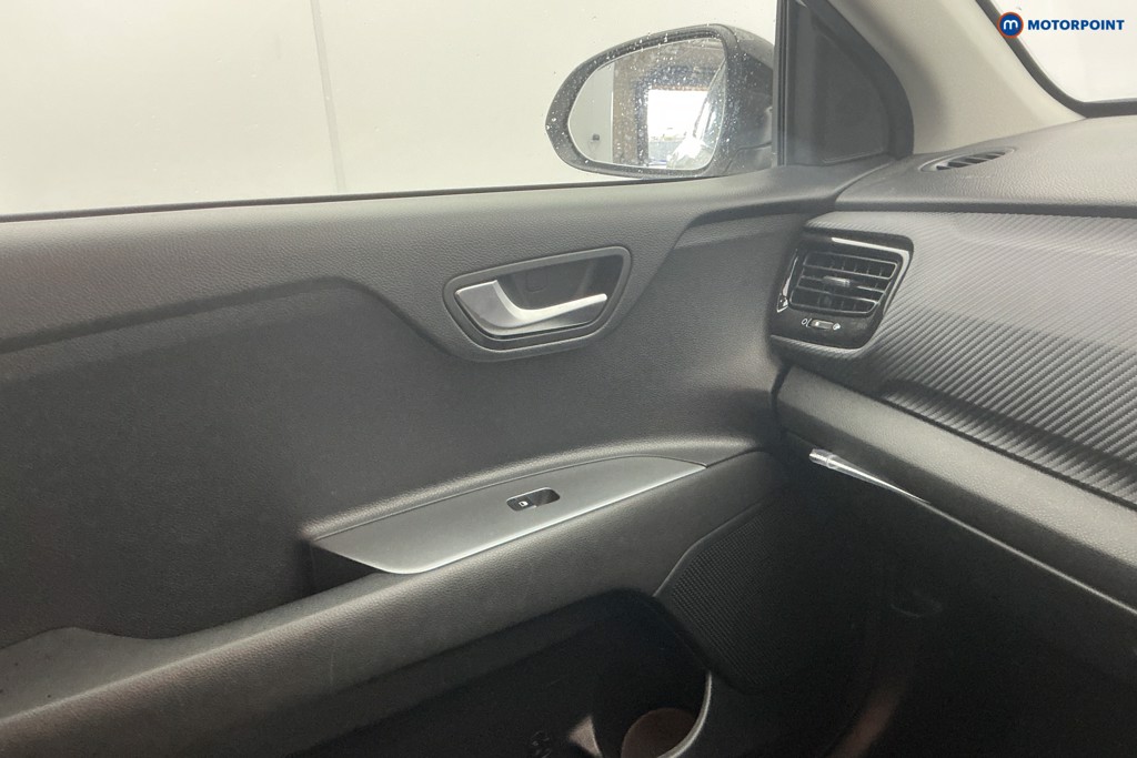 KIA Stonic Gt-Line Manual Petrol SUV - Stock Number (1623888) - 16th supplementary image