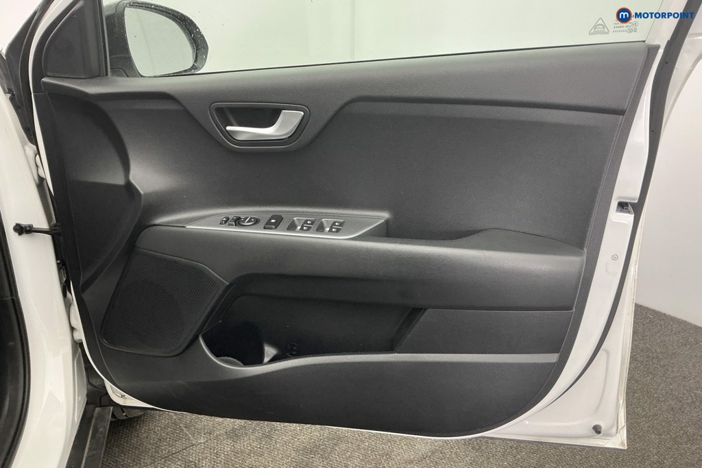 KIA Stonic Gt-Line Manual Petrol SUV - Stock Number (1623888) - 20th supplementary image