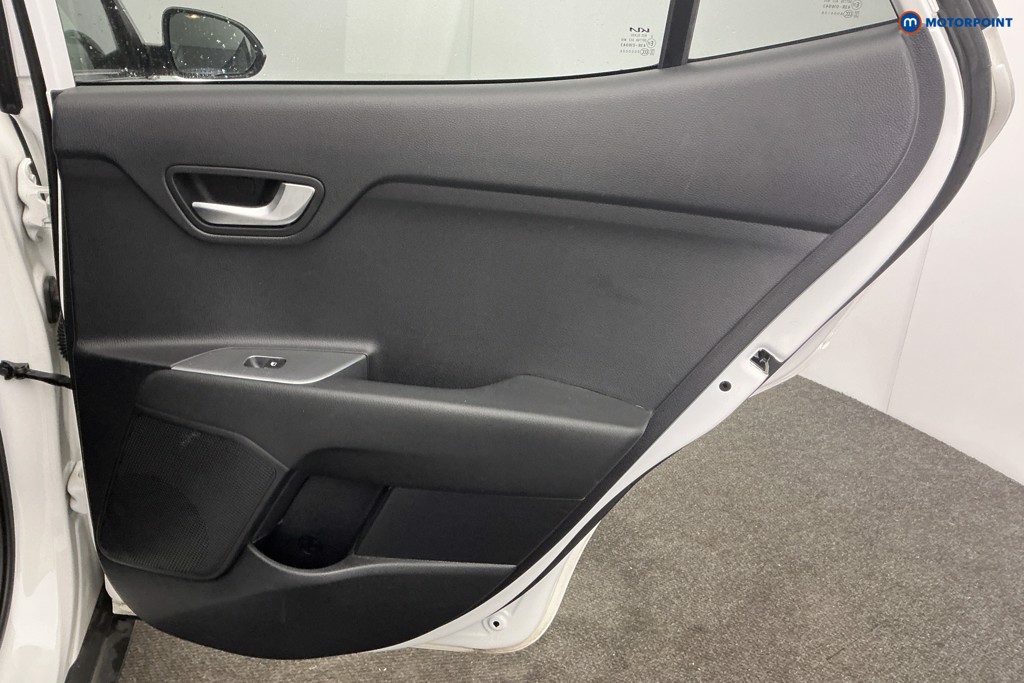 KIA Stonic Gt-Line Manual Petrol SUV - Stock Number (1623888) - 22nd supplementary image