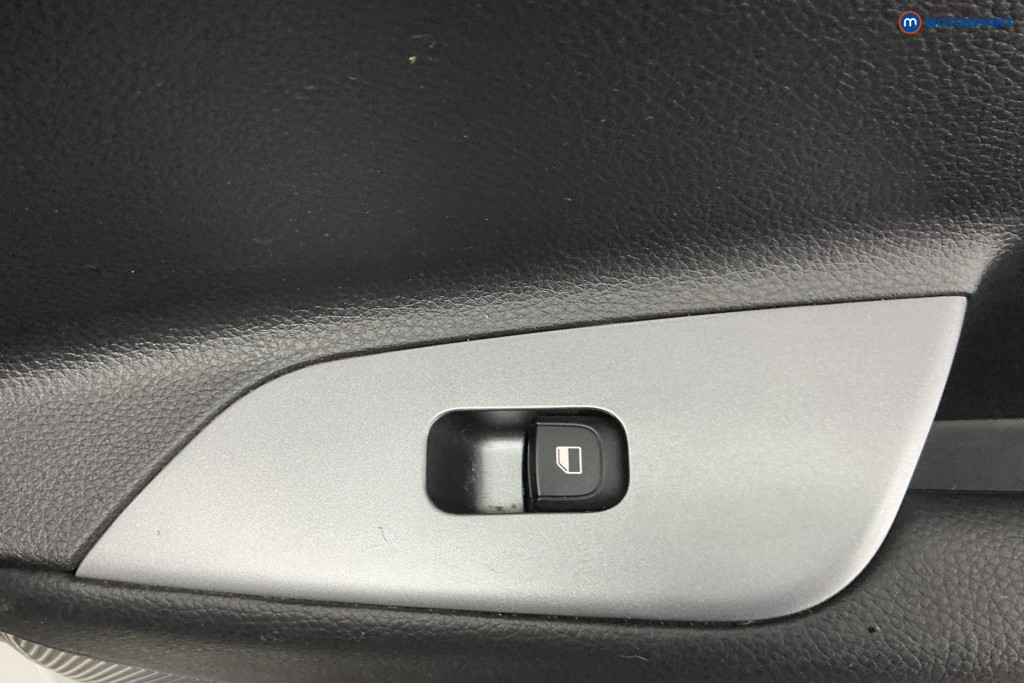 KIA Stonic Gt-Line Manual Petrol SUV - Stock Number (1623888) - 23rd supplementary image