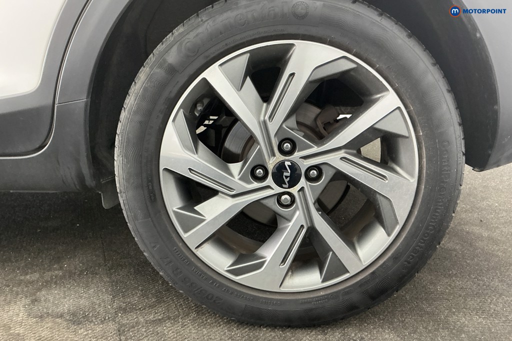 KIA Stonic Gt-Line Manual Petrol SUV - Stock Number (1623888) - 32nd supplementary image