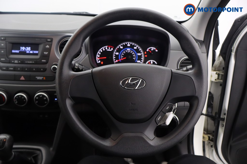 Hyundai I10 S Manual Petrol Hatchback - Stock Number (1624606) - 2nd supplementary image