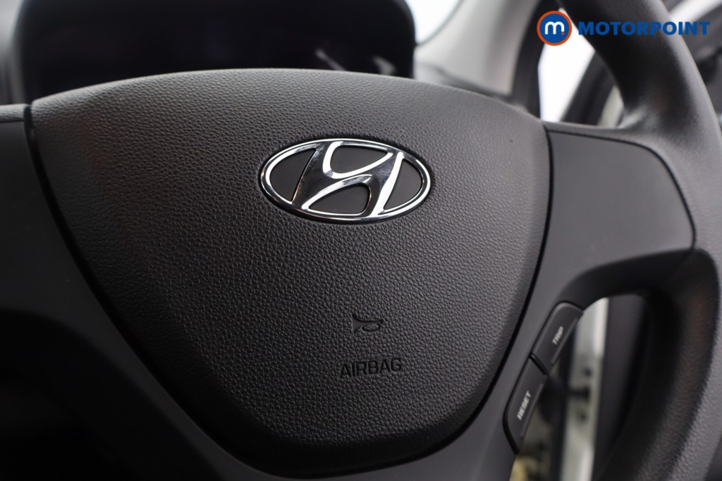 Hyundai I10 S Manual Petrol Hatchback - Stock Number (1624606) - 3rd supplementary image