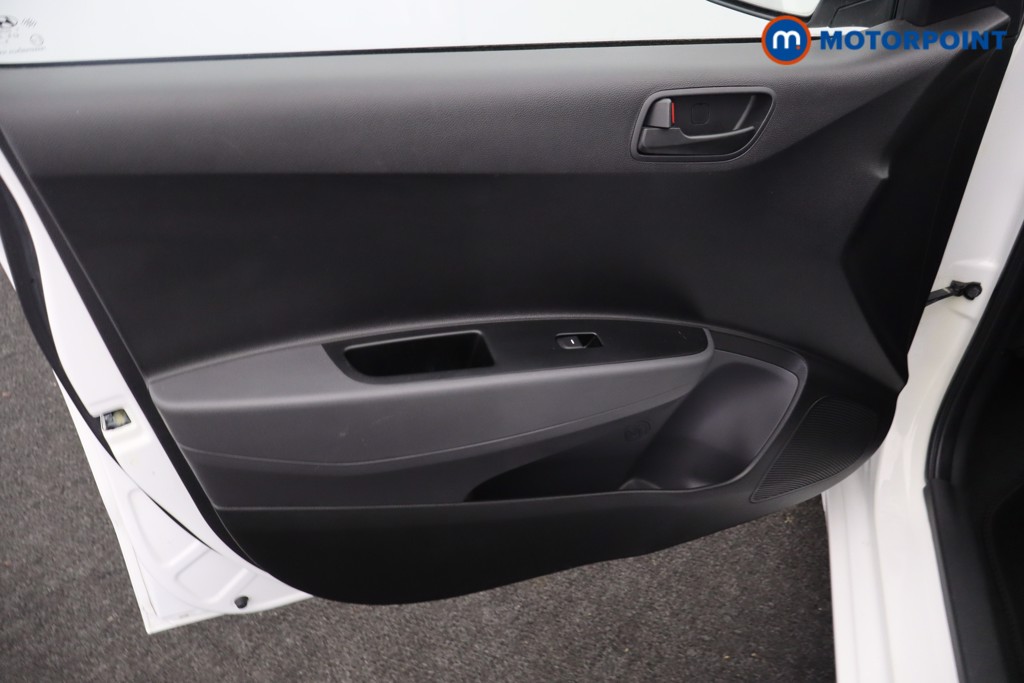 Hyundai I10 S Manual Petrol Hatchback - Stock Number (1624606) - 19th supplementary image