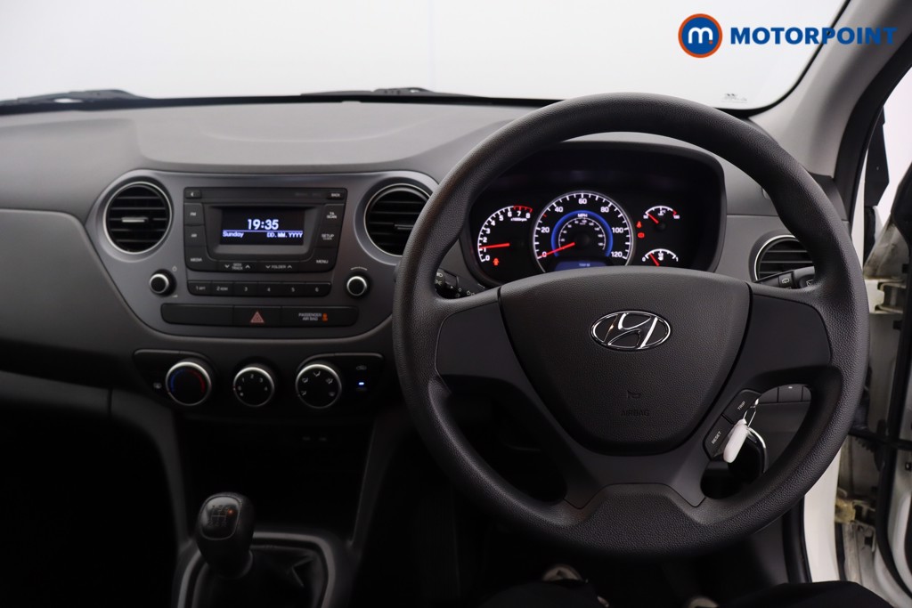 Hyundai I10 S Manual Petrol Hatchback - Stock Number (1624606) - 1st supplementary image