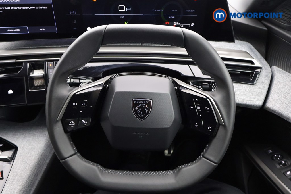 Peugeot 5008 Allure Automatic Petrol SUV - Stock Number (1624735) - 1st supplementary image