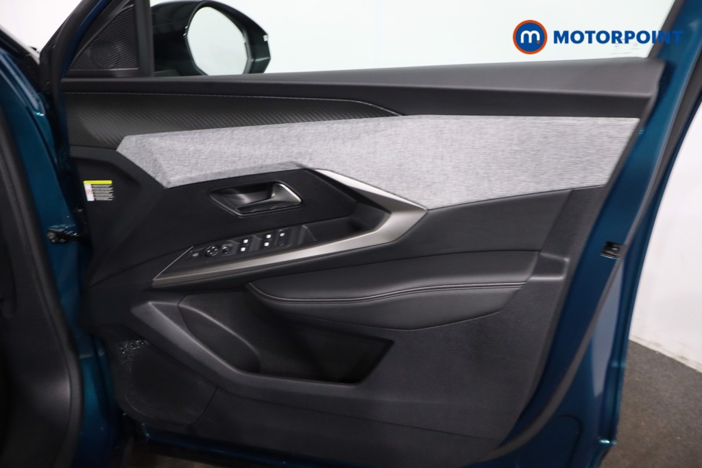 Peugeot 5008 Allure Automatic Petrol SUV - Stock Number (1624740) - 22nd supplementary image