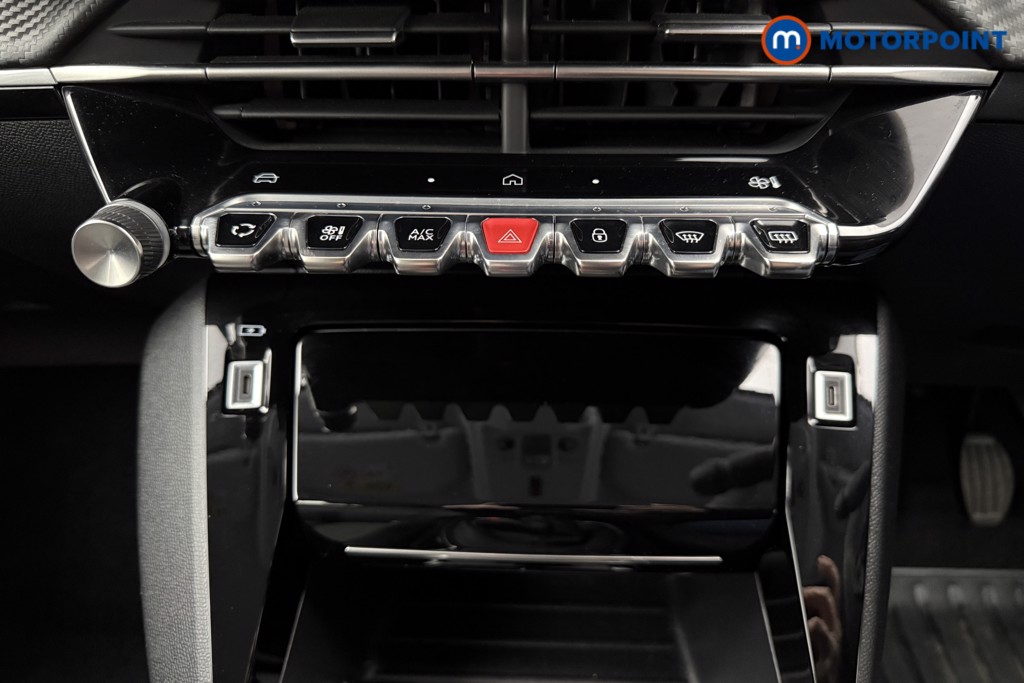 Peugeot 208 Allure Manual Petrol Hatchback - Stock Number (1624762) - 11th supplementary image