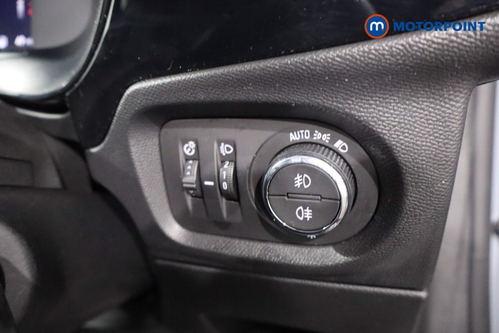 Vauxhall Corsa GS Manual Petrol Hatchback - Stock Number (1624831) - 17th supplementary image