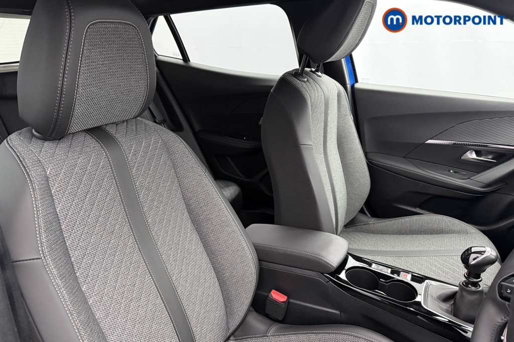 Peugeot 2008 Allure Manual Petrol SUV - Stock Number (1624955) - 10th supplementary image
