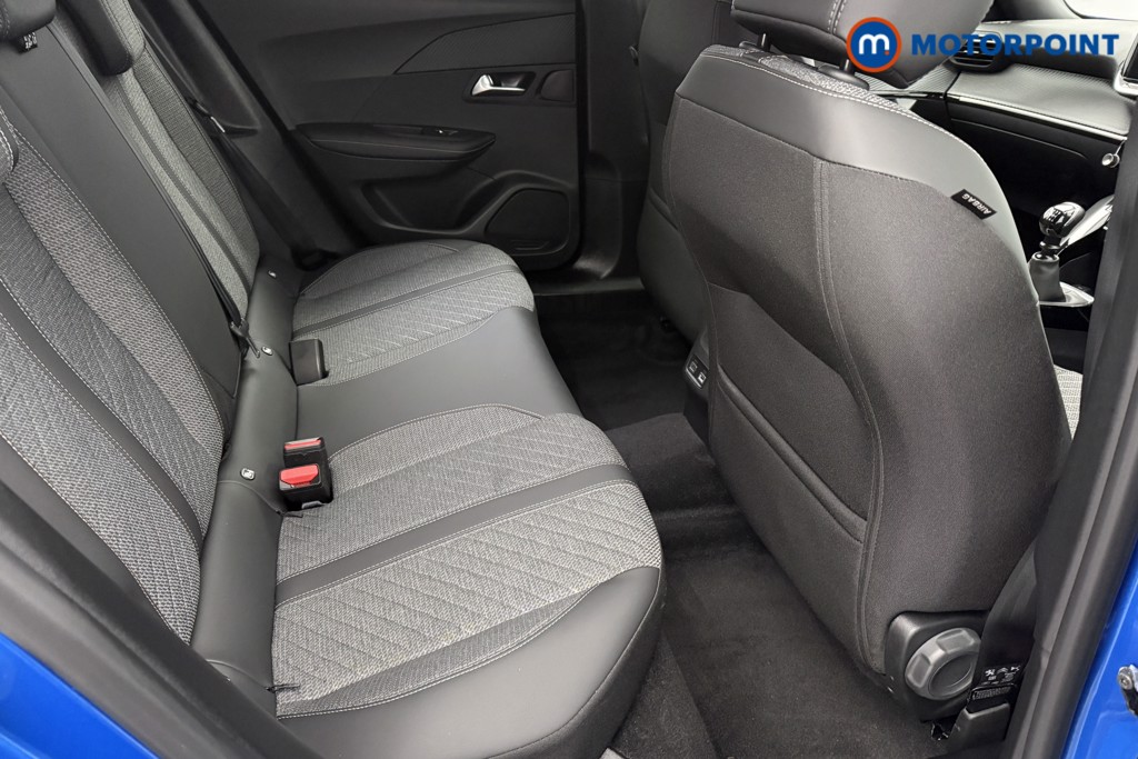 Peugeot 2008 Allure Manual Petrol SUV - Stock Number (1624955) - 14th supplementary image