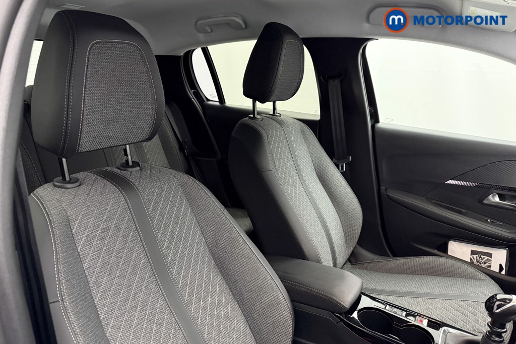 Peugeot 208 Allure Manual Petrol Hatchback - Stock Number (1624956) - 9th supplementary image