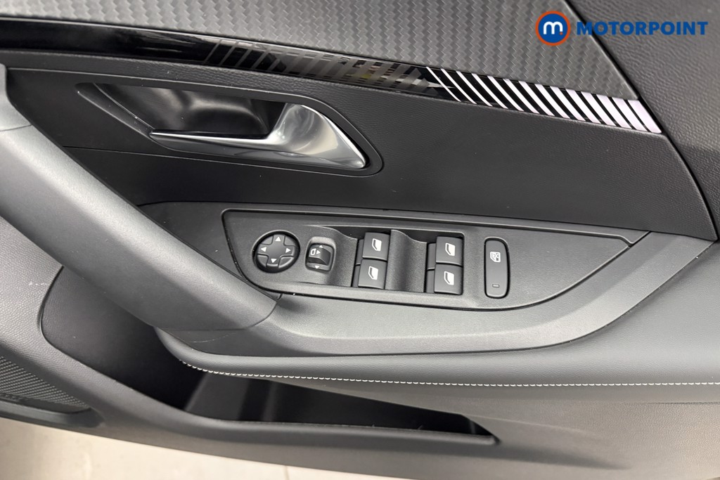 Peugeot 2008 Allure Manual Petrol SUV - Stock Number (1624996) - 15th supplementary image