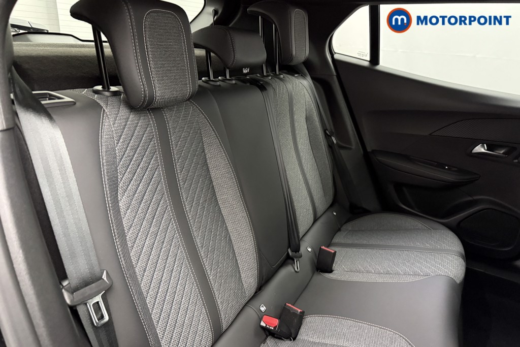 Peugeot 2008 Allure Manual Petrol SUV - Stock Number (1624996) - 17th supplementary image