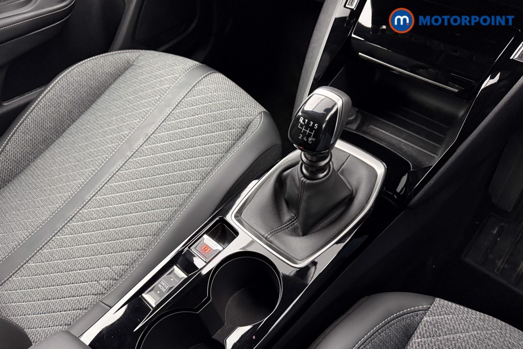 Peugeot 2008 Allure Manual Petrol SUV - Stock Number (1625014) - 10th supplementary image