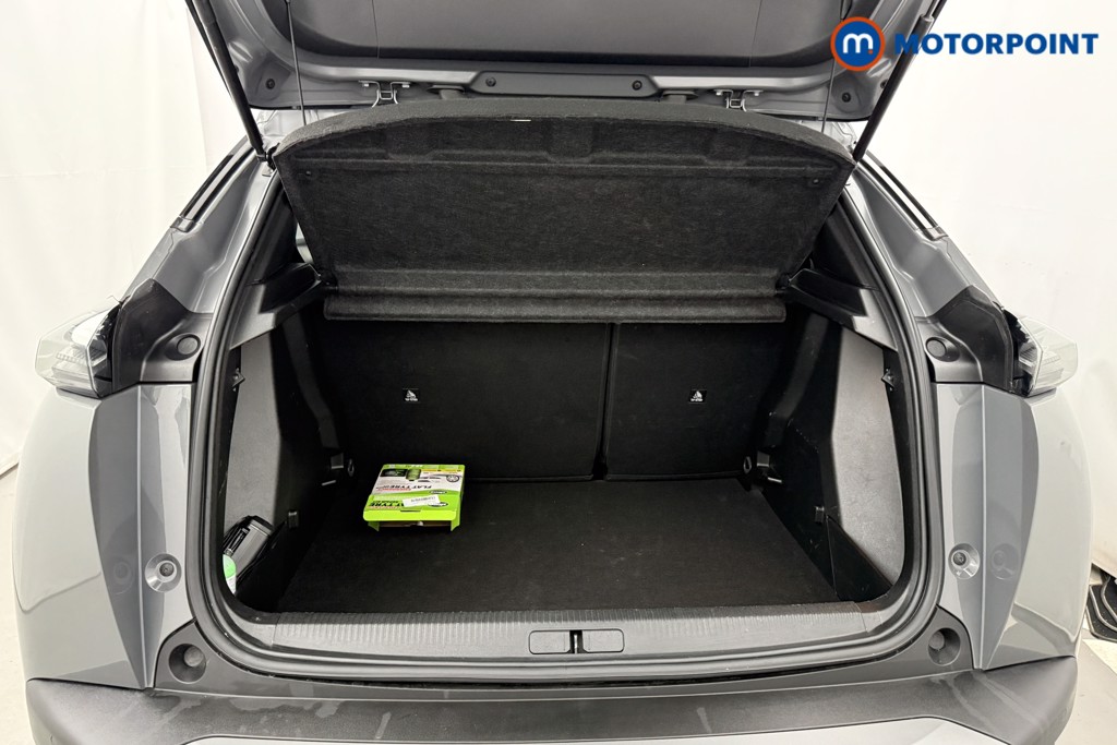 Peugeot 2008 Allure Manual Petrol SUV - Stock Number (1625014) - 18th supplementary image