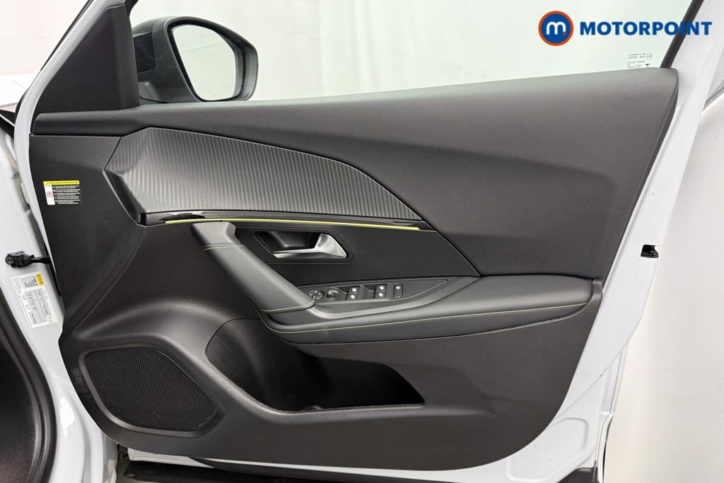 Peugeot 2008 GT Automatic Petrol SUV - Stock Number (1625021) - 13th supplementary image