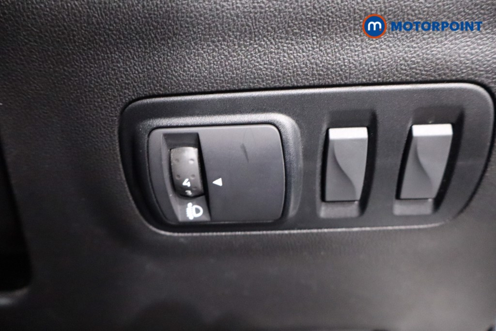Renault Kadjar Equilibre Manual Petrol SUV - Stock Number (1625872) - 17th supplementary image