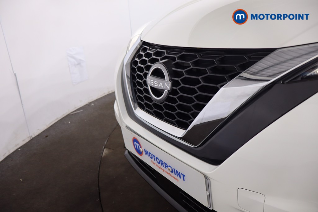 Nissan Juke Acenta Premium Manual Petrol SUV - Stock Number (1628289) - 24th supplementary image