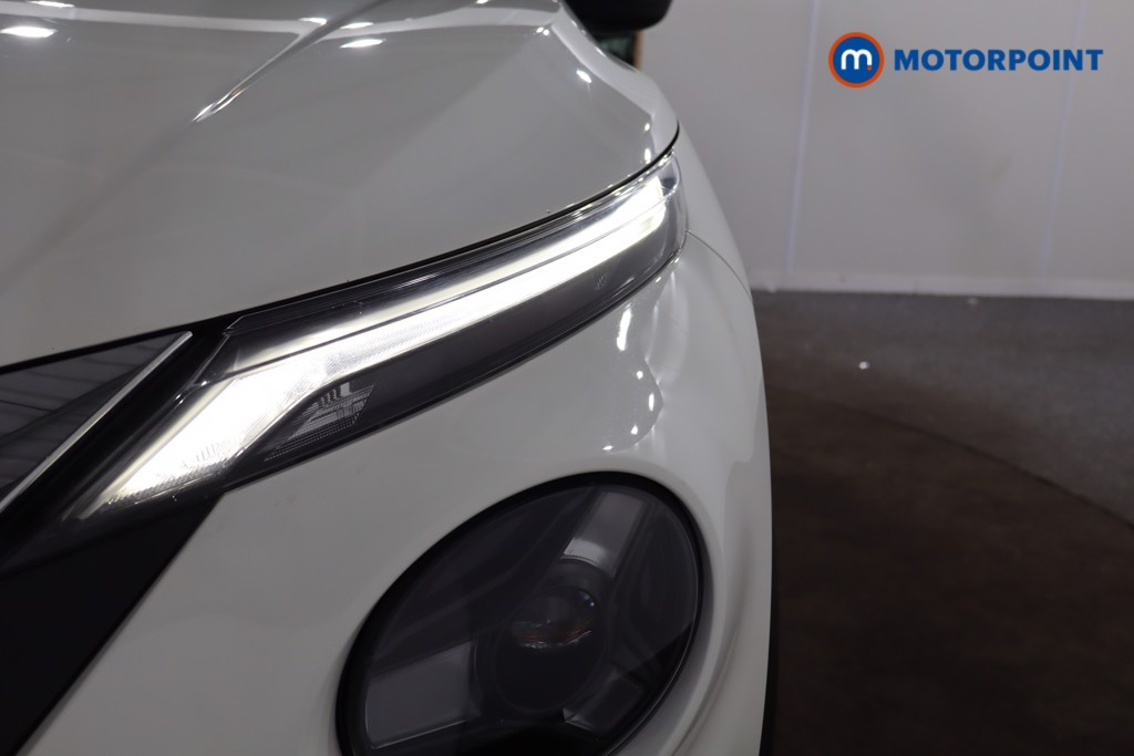 Nissan Juke Acenta Premium Manual Petrol SUV - Stock Number (1628289) - 25th supplementary image