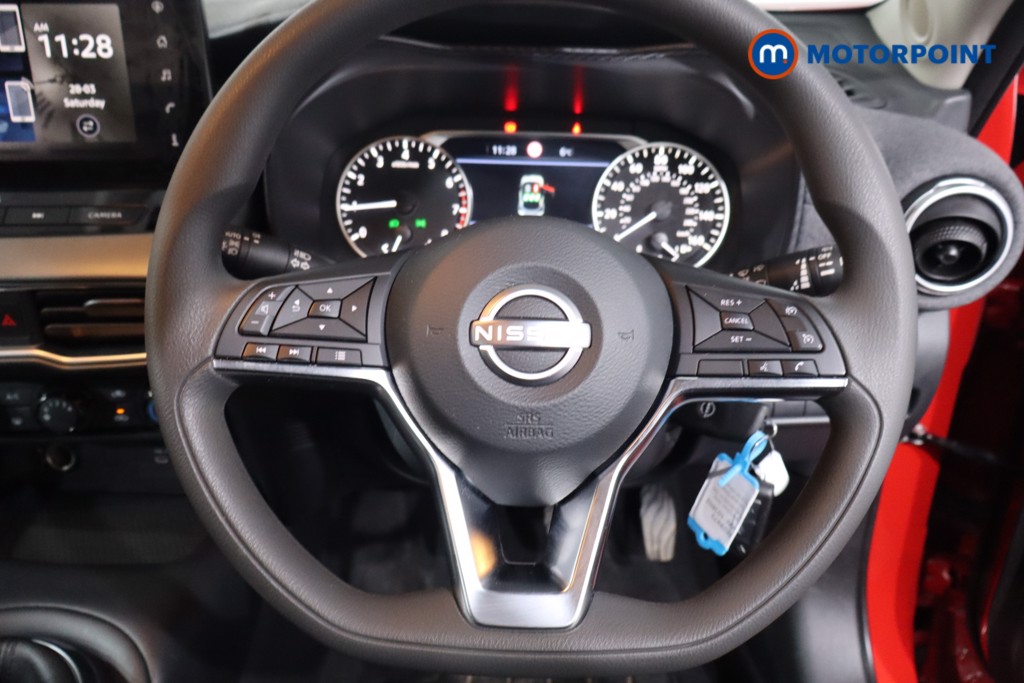 Nissan Juke Acenta Premium Manual Petrol SUV - Stock Number (1628973) - 6th supplementary image