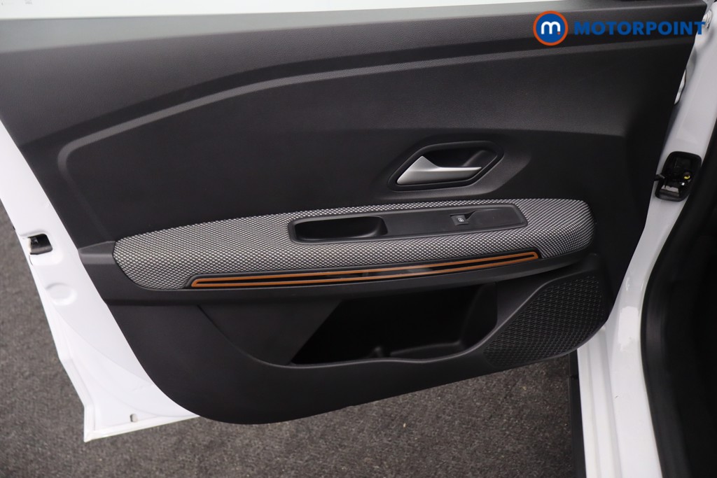 Dacia Sandero Stepway Journey Manual Petrol Hatchback - Stock Number (1629046) - 23rd supplementary image
