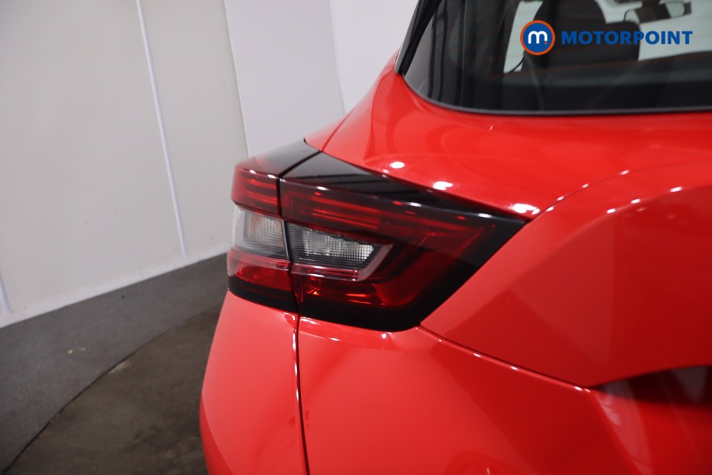 Nissan Juke Acenta Premium Manual Petrol SUV - Stock Number (1630307) - 30th supplementary image