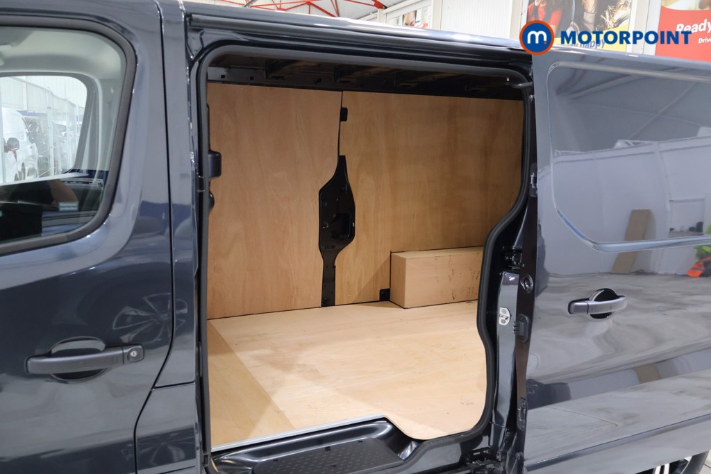 Renault Trafic Extra Sport Manual Diesel Panel Van - Stock Number (1630481) - 2nd supplementary image