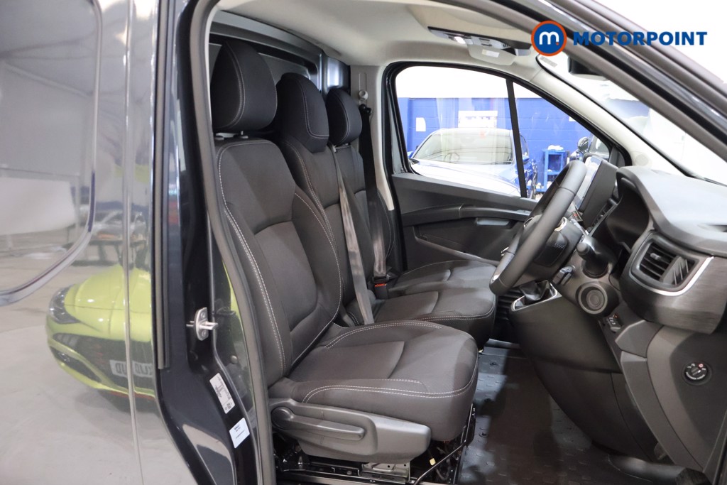 Renault Trafic Extra Sport Manual Diesel Panel Van - Stock Number (1630481) - 14th supplementary image