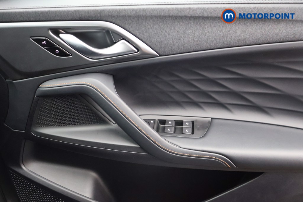 Mg Motor Uk HS Trophy Automatic Petrol-Electric Hybrid SUV - Stock Number (1630525) - 8th supplementary image