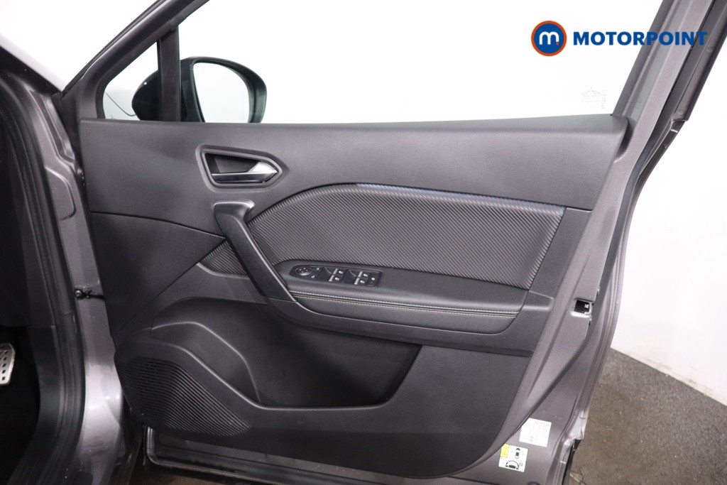 Renault Captur Engineered Automatic Petrol-Electric Hybrid SUV - Stock Number (1630648) - 25th supplementary image