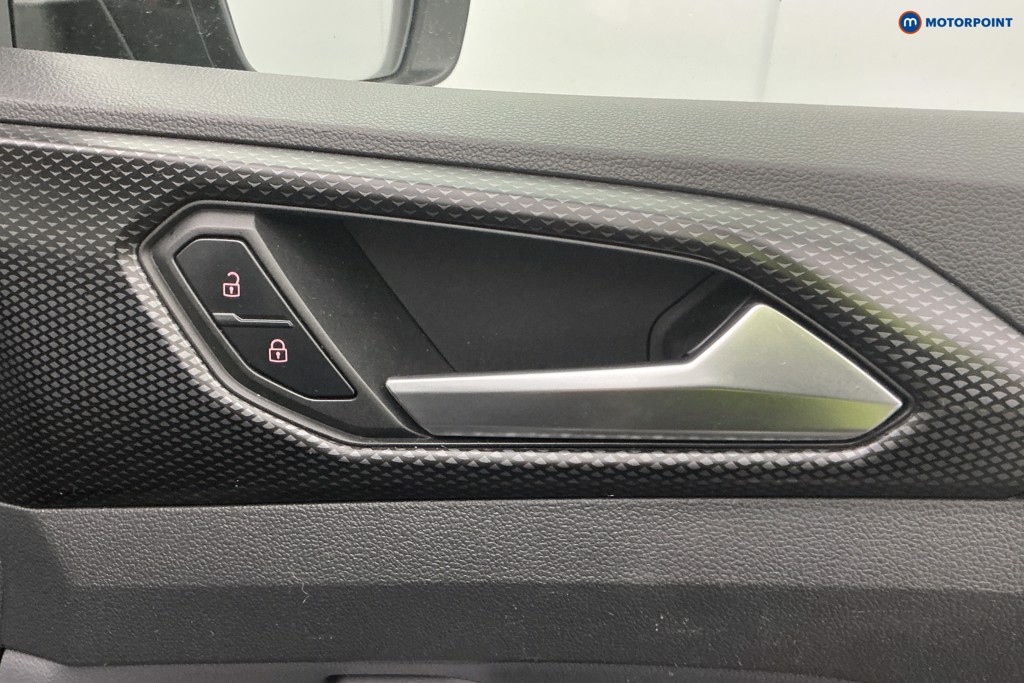 Volkswagen T-Cross SE Manual Petrol SUV - Stock Number (1622073) - 28th supplementary image
