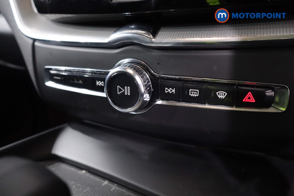 Volvo Xc60 Plus Automatic Diesel SUV - Stock Number (1623442) - 13th supplementary image
