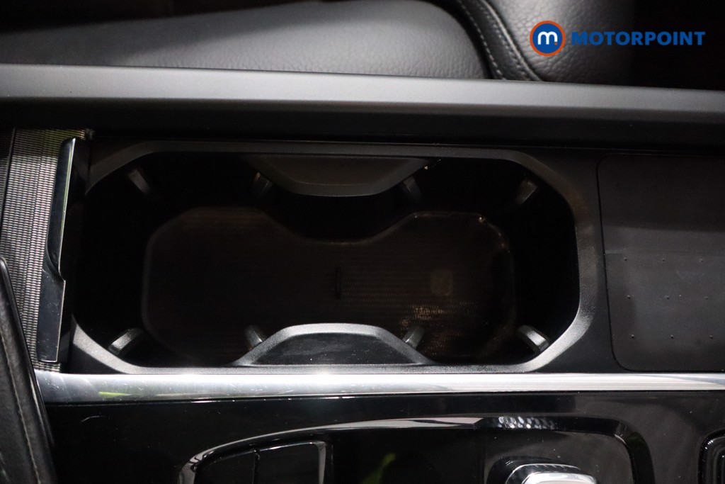 Volvo Xc60 Plus Automatic Diesel SUV - Stock Number (1623442) - 15th supplementary image