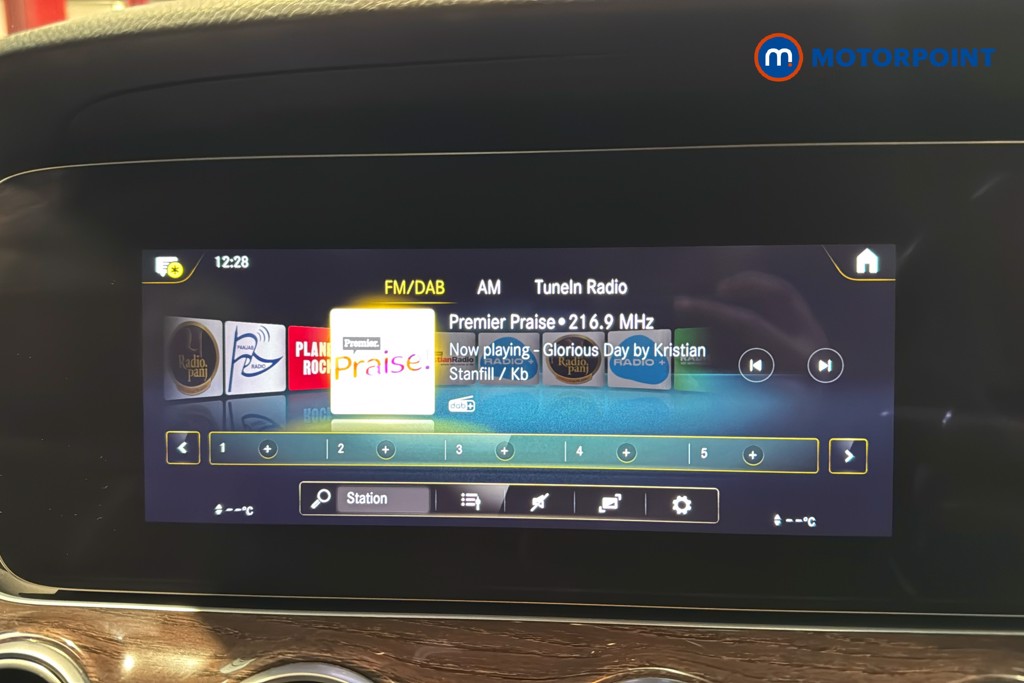 Mercedes-Benz E Class Amg Line Edition Automatic Diesel Plug-In Hybrid Saloon - Stock Number (1624270) - 9th supplementary image