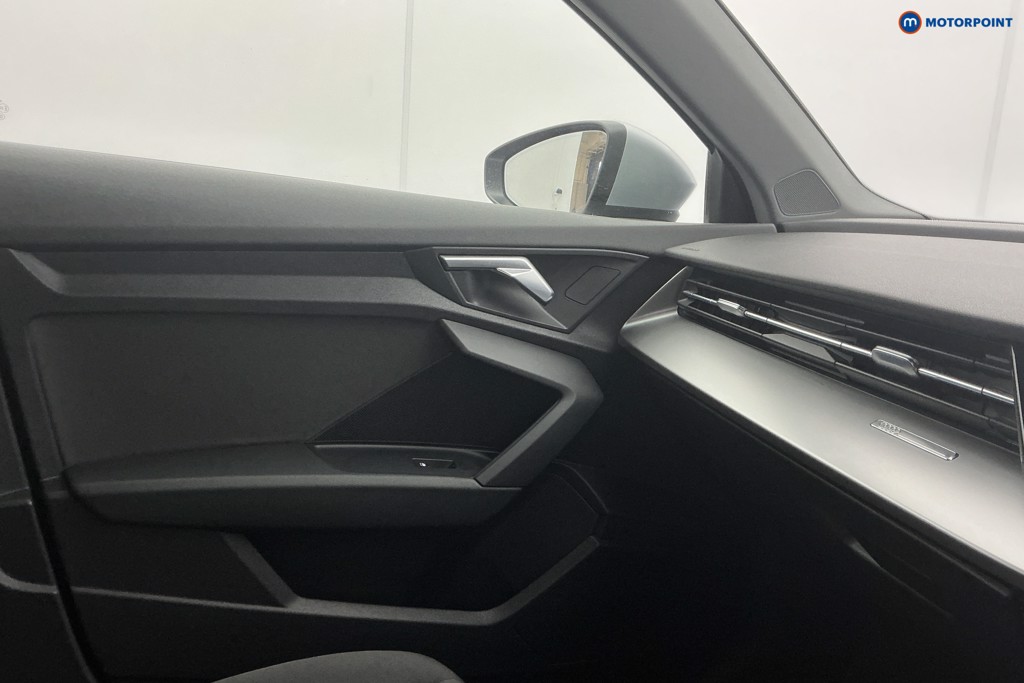 Audi A3 Technik Automatic Petrol Hatchback - Stock Number (1625071) - 24th supplementary image