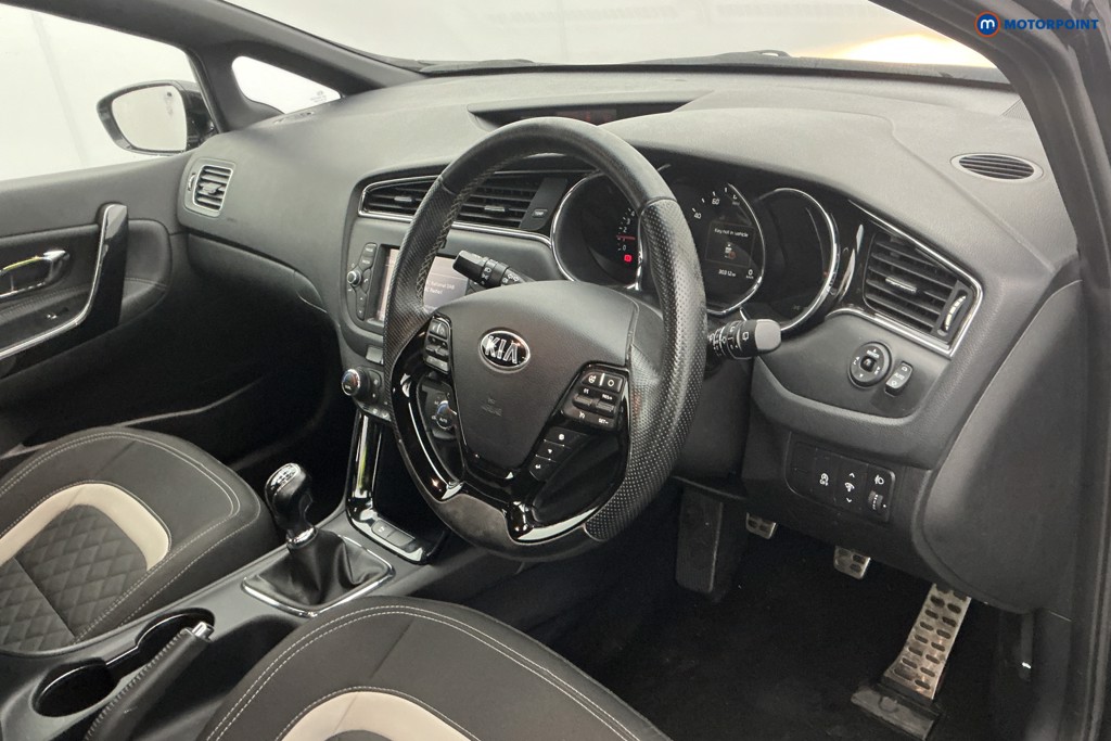 KIA Ceed Gt-Line Manual Petrol Hatchback - Stock Number (1627182) - 9th supplementary image