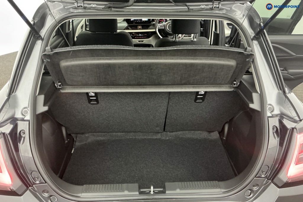 Suzuki Swift Motion Manual Petrol Hatchback - Stock Number (1627425) - 3rd supplementary image