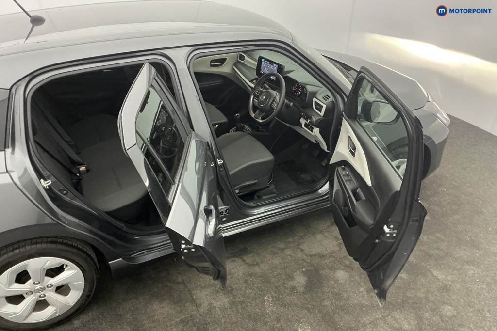 Suzuki Swift Motion Manual Petrol Hatchback - Stock Number (1627425) - 5th supplementary image