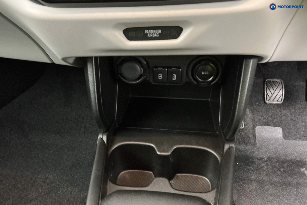 Suzuki Swift Motion Manual Petrol Hatchback - Stock Number (1627425) - 19th supplementary image